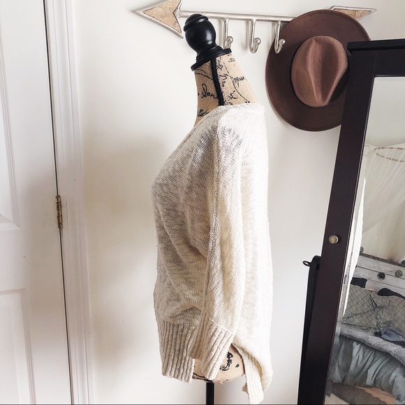 ✨Slouchy Sweater✨ - Picture 2 of 4